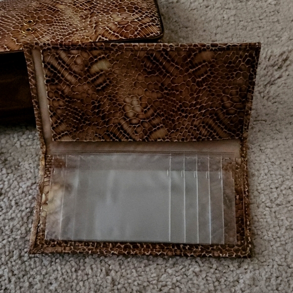 Brahmin Soft Checkbook Patent Python Wallet NEW - Picture 5 of 8